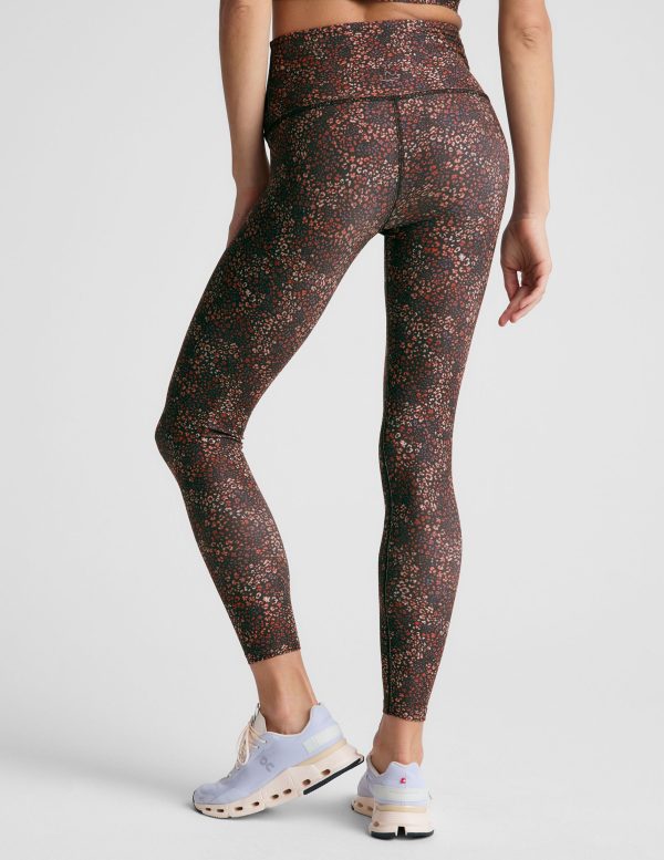 SoftMark High Waisted Midi Legging - Image 3