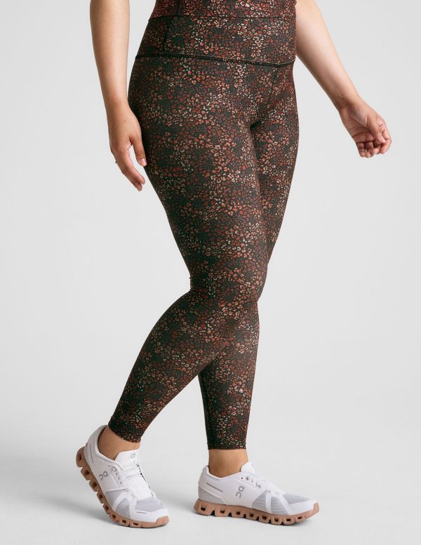 SoftMark High Waisted Midi Legging - Image 6