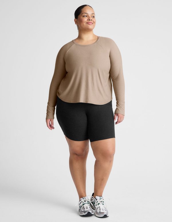Featherweight Daydreamer Pullover - Image 8