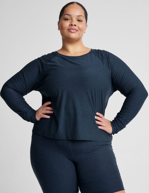 Featherweight Daydreamer Pullover - Image 3